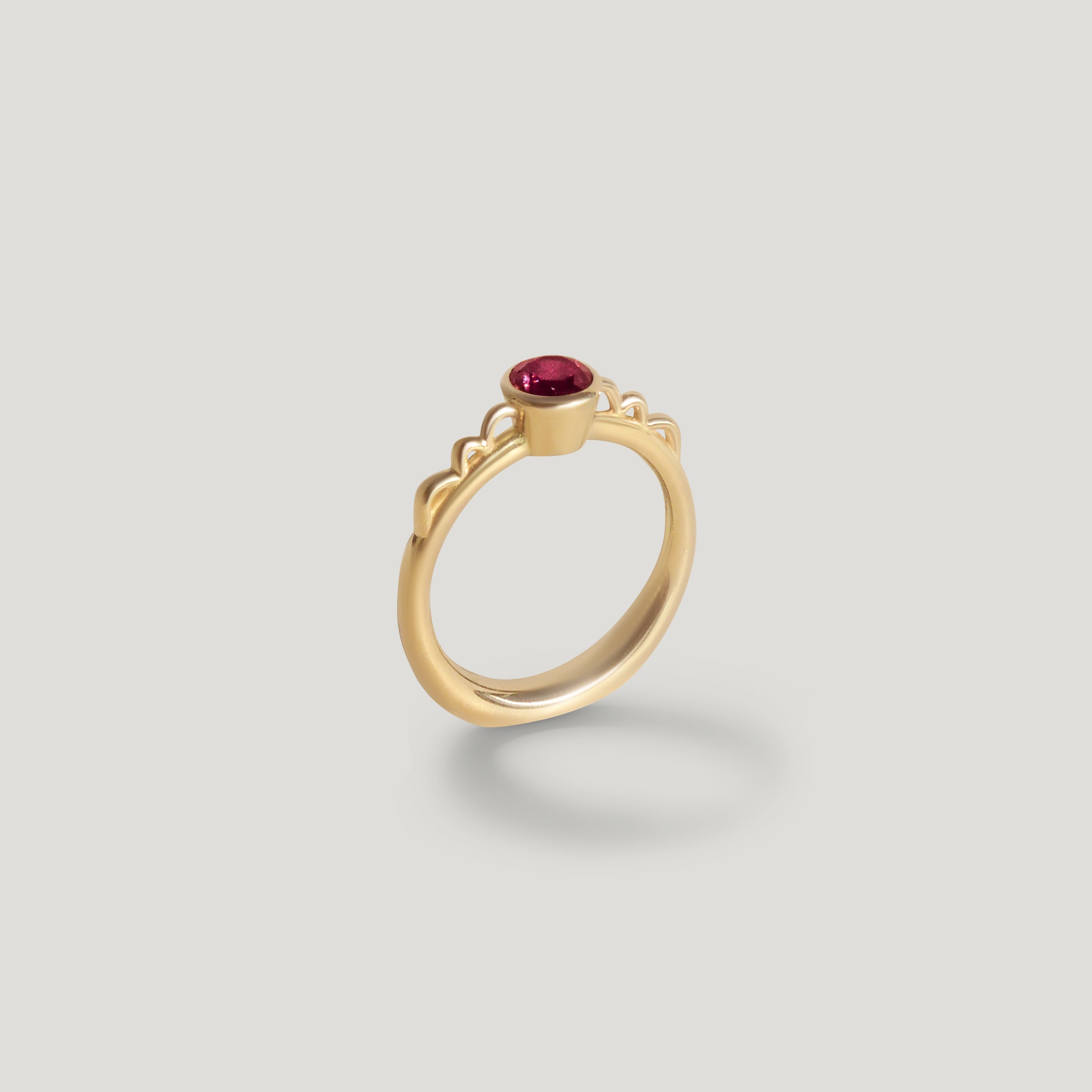 Garnet Vessel Ring No. 3 - Gold