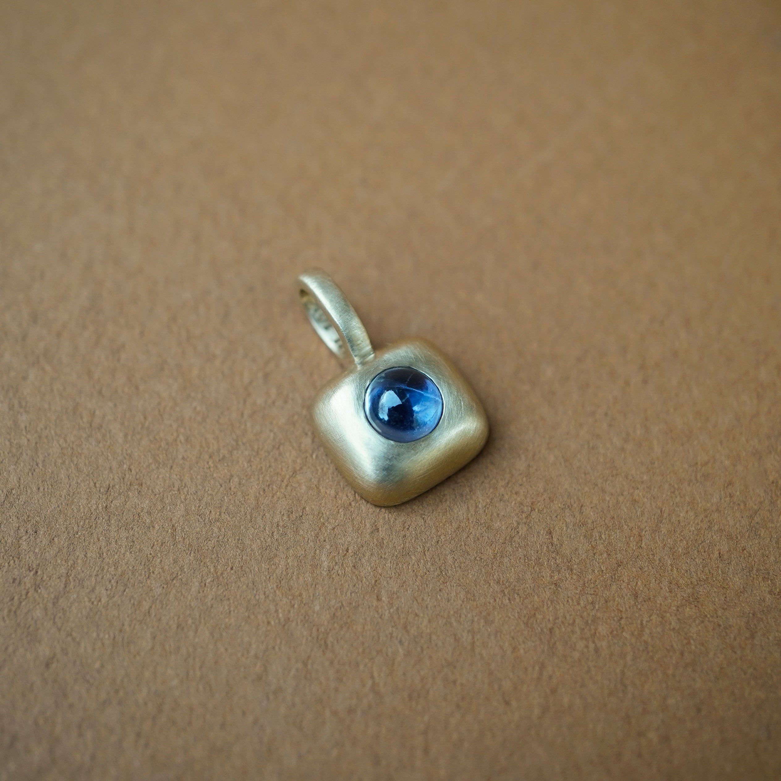 Blue Sapphire Trove Charm - Gold [One-of-a-Kind]