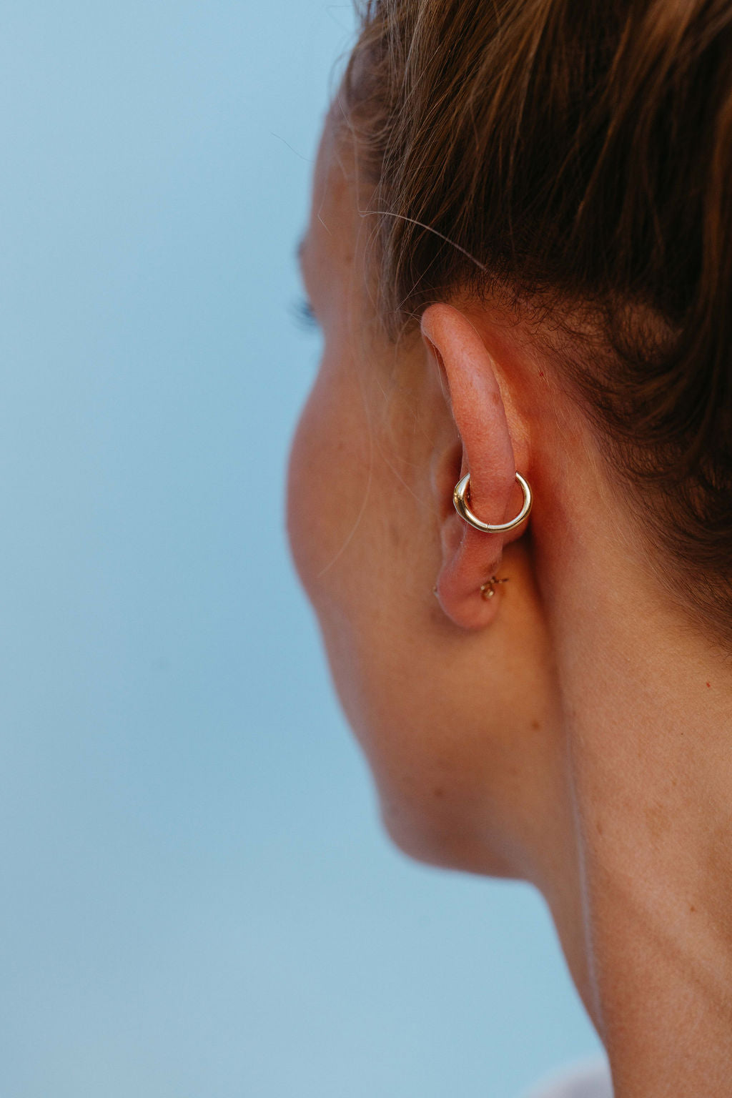 Diamond Petite Signet Clicker Huggie Hoop - Gold back