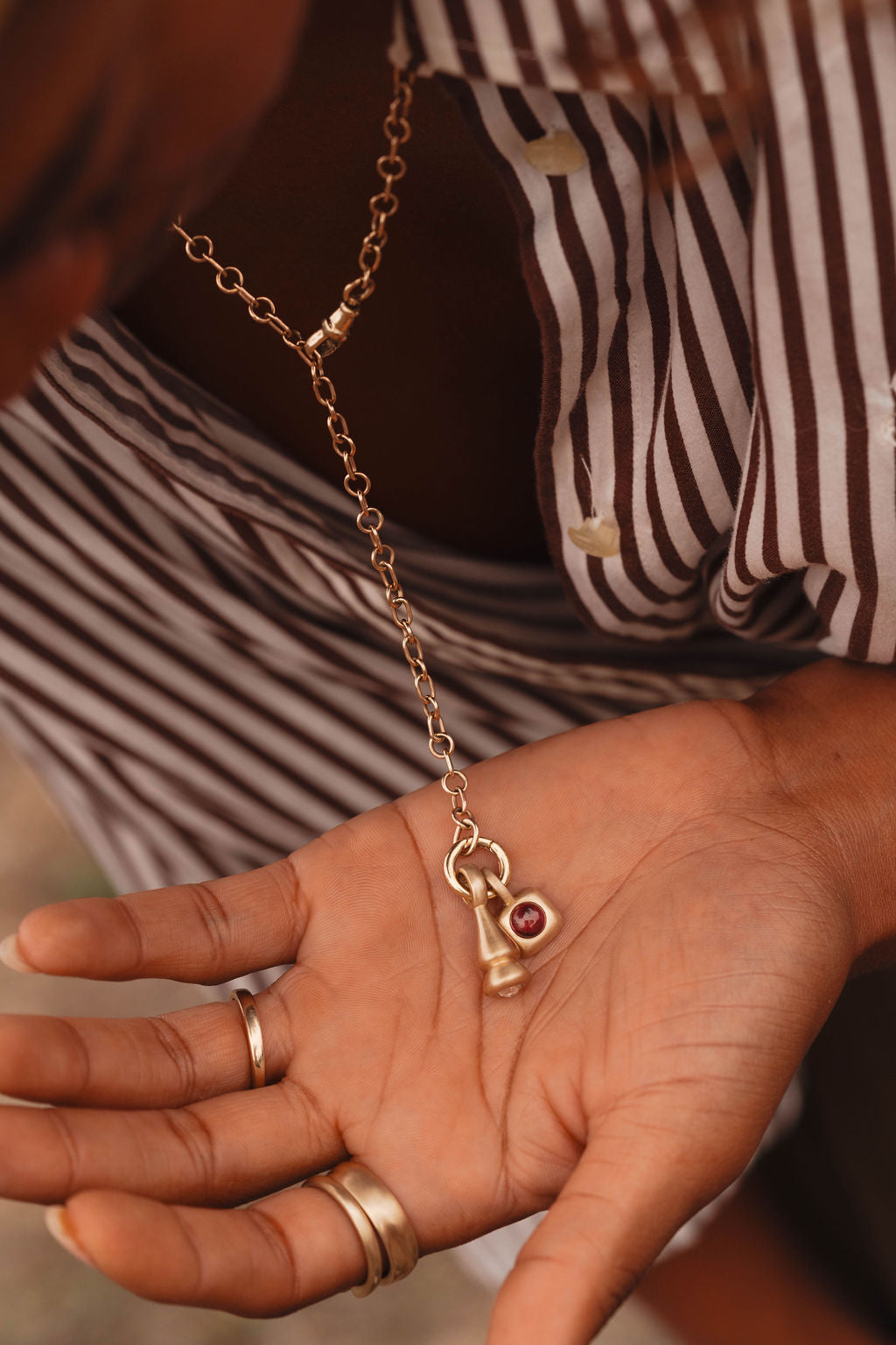 Garnet Trove Charm Gold