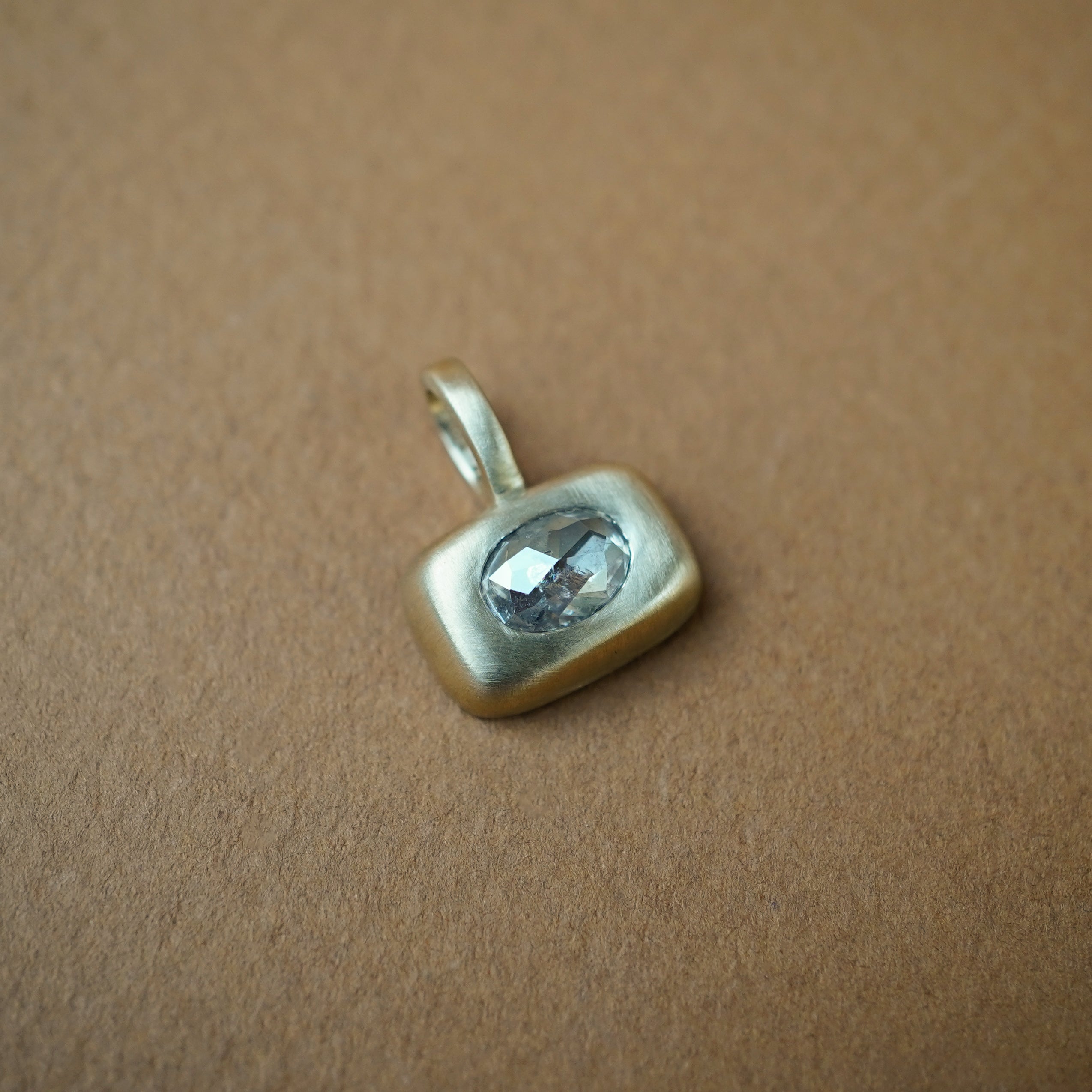 Oval Diamond Horizontal Trove Charm - Gold