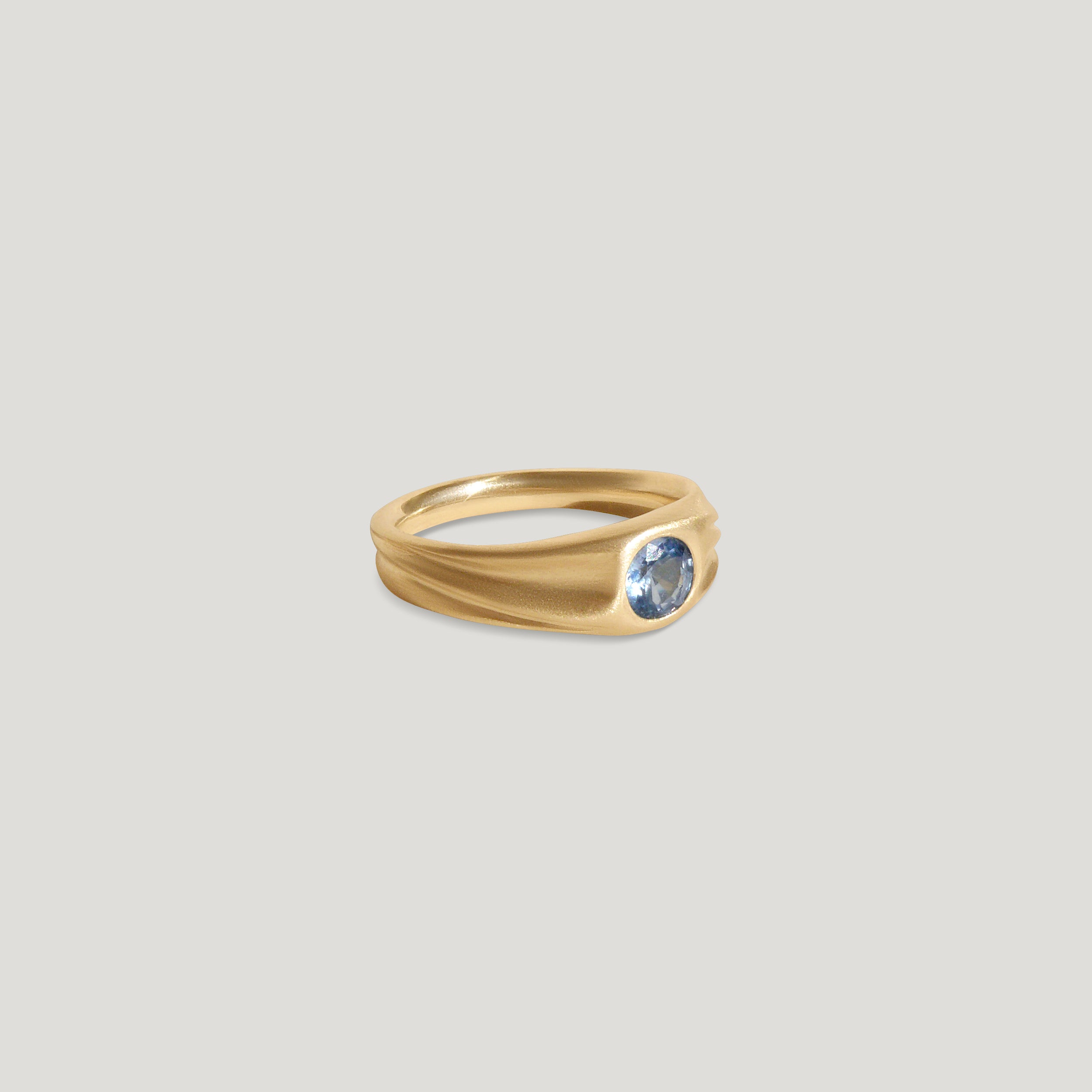 Sapphire Dune Ring side view
