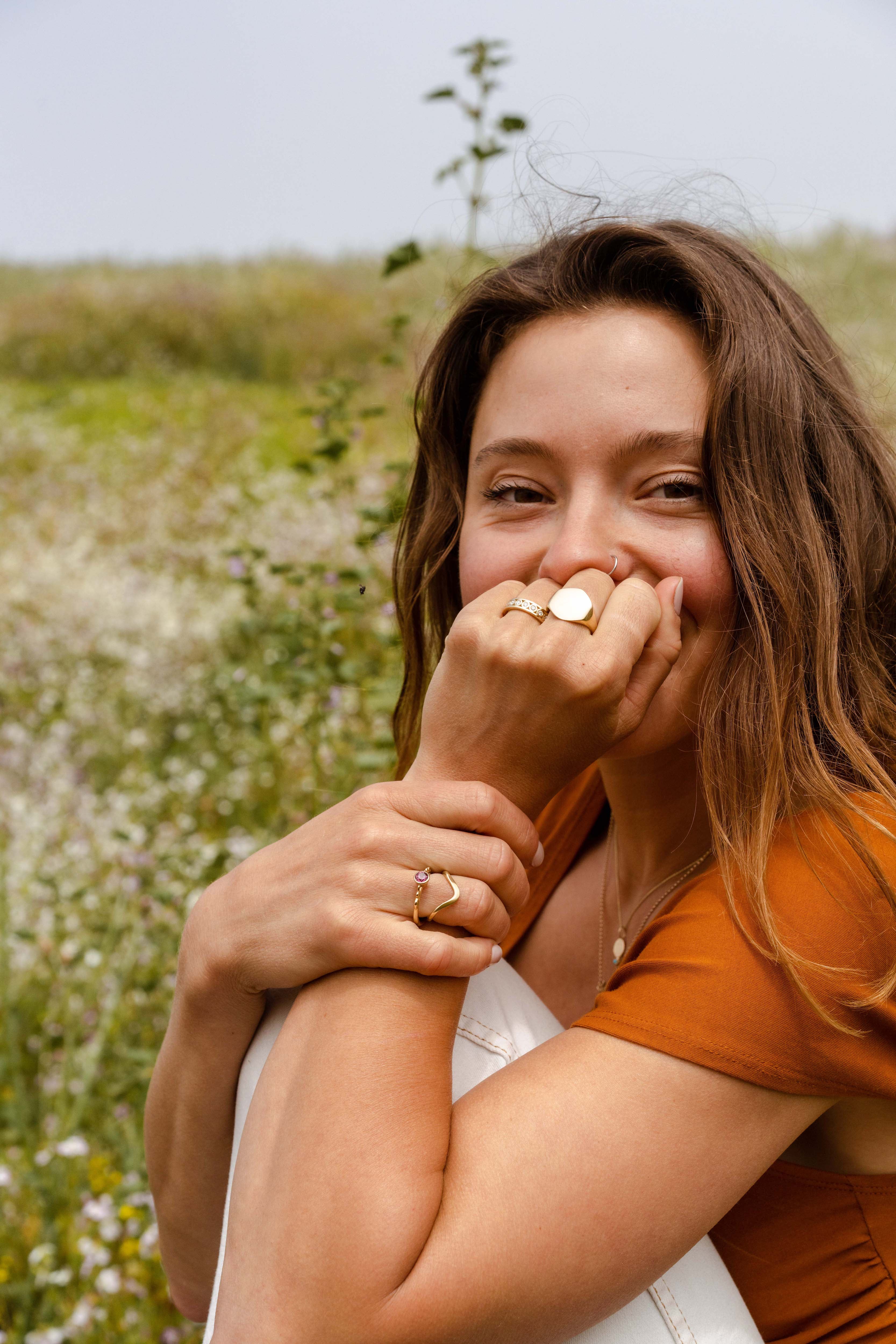 Deep Arc Ring - Gold on model