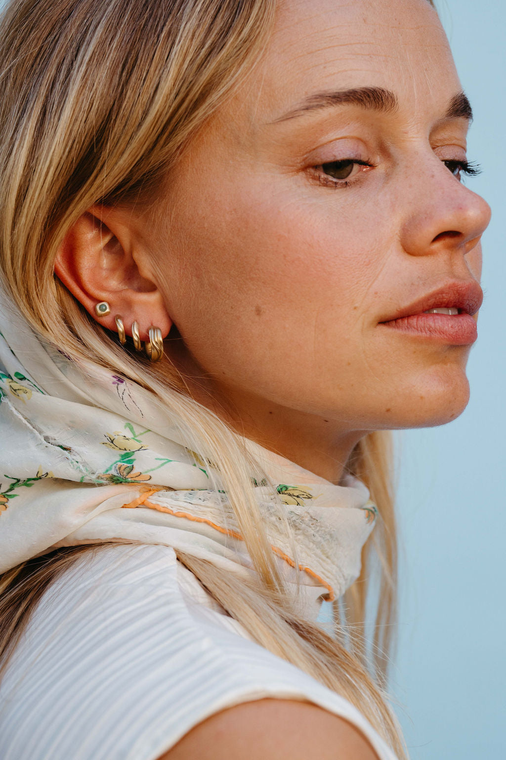 Wide Dune Clicker Huggie Hoop - Gold earring stack